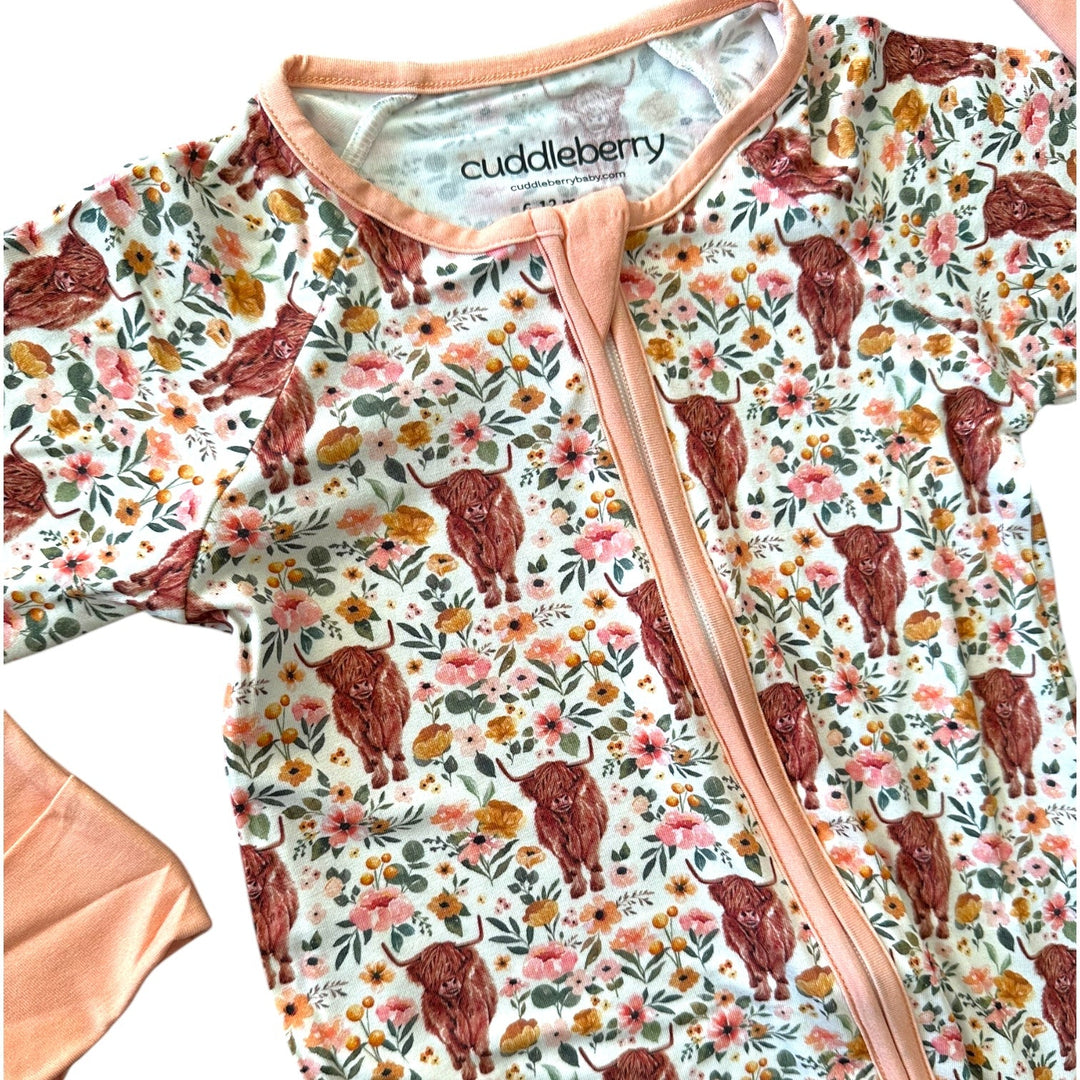 Highland Cow Bamboo Zipper Sleeper